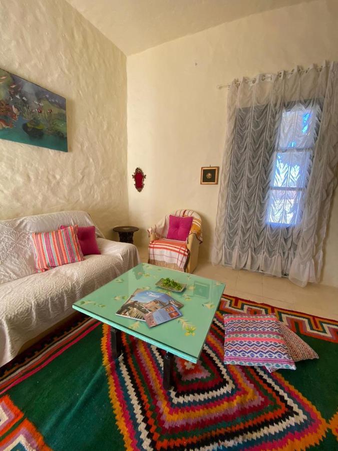 Dar Oueghlani - Maison D'Hotes El Mây Extérieur photo
