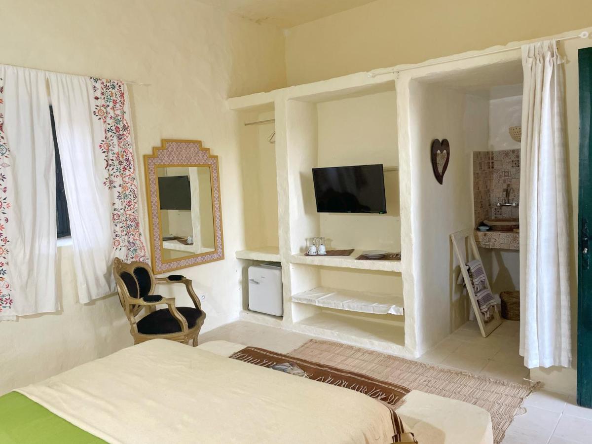 Dar Oueghlani - Maison D'Hotes El Mây Extérieur photo