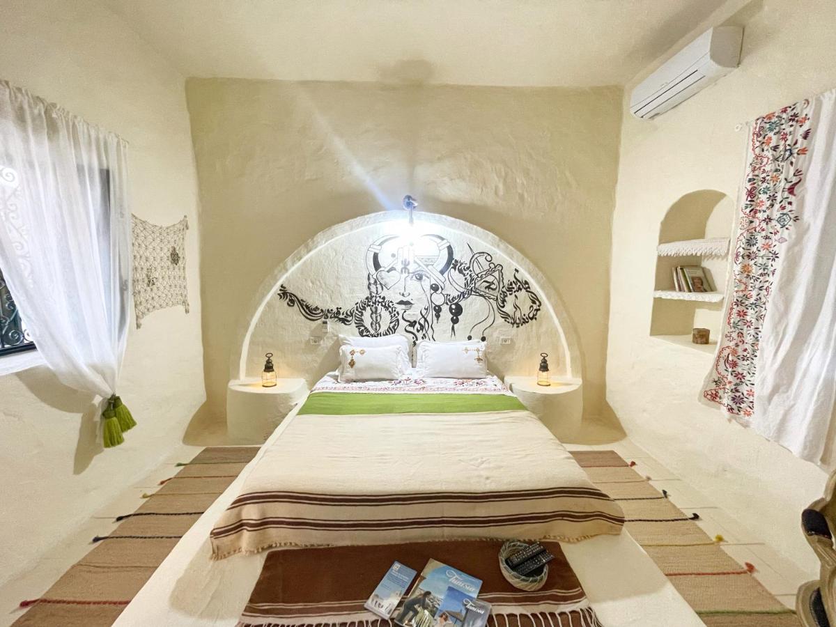Dar Oueghlani - Maison D'Hotes El Mây Extérieur photo