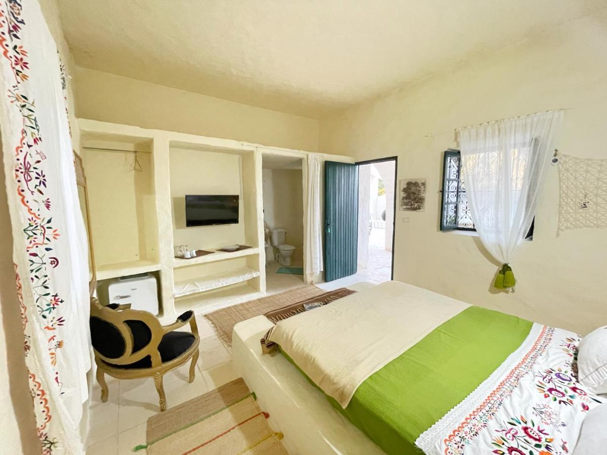 Dar Oueghlani - Maison D'Hotes El Mây Extérieur photo