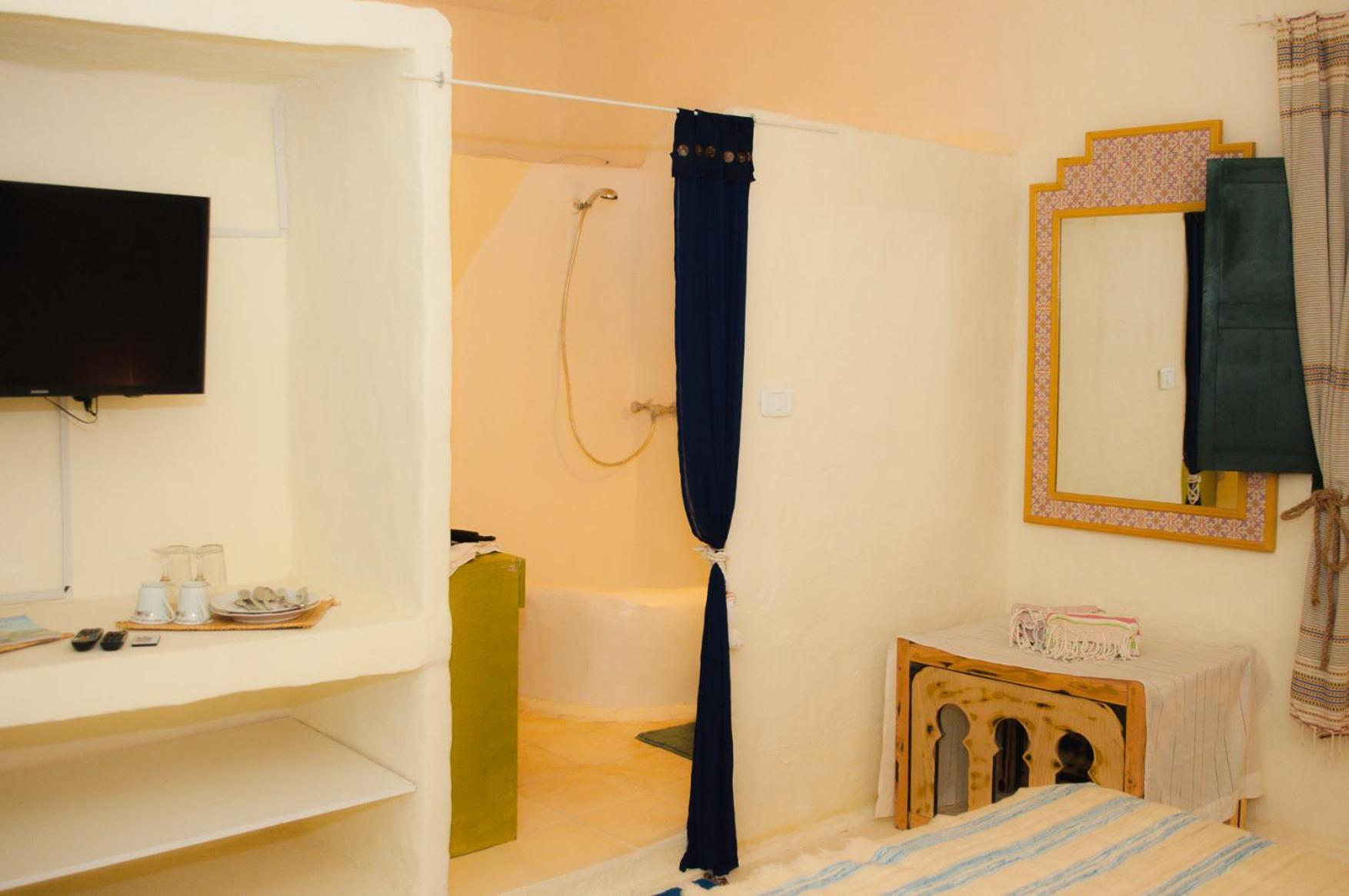 Dar Oueghlani - Maison D'Hotes El Mây Extérieur photo