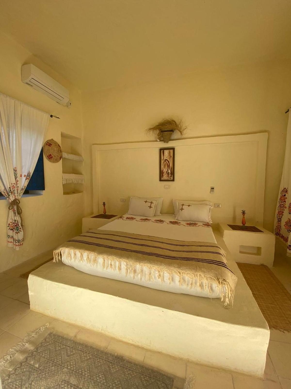 Dar Oueghlani - Maison D'Hotes El Mây Extérieur photo