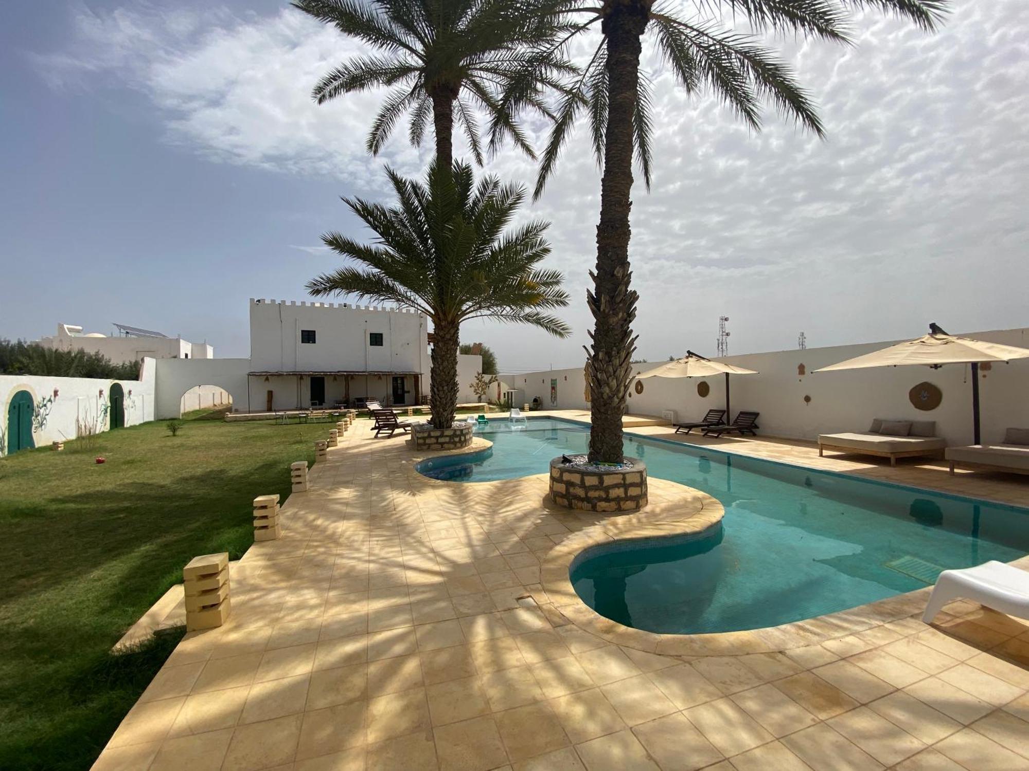 Dar Oueghlani - Maison D'Hotes El Mây Extérieur photo