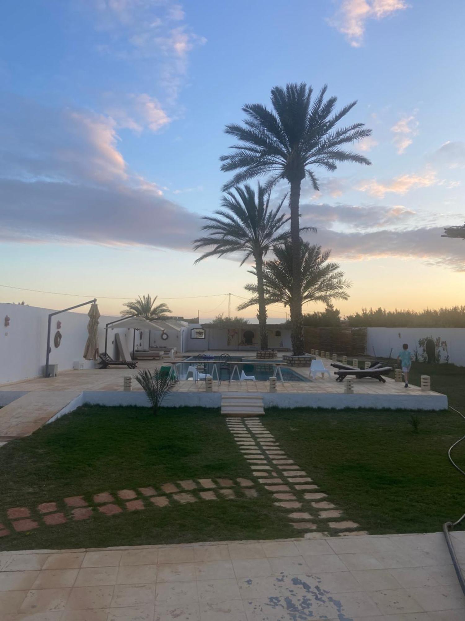 Dar Oueghlani - Maison D'Hotes El Mây Extérieur photo