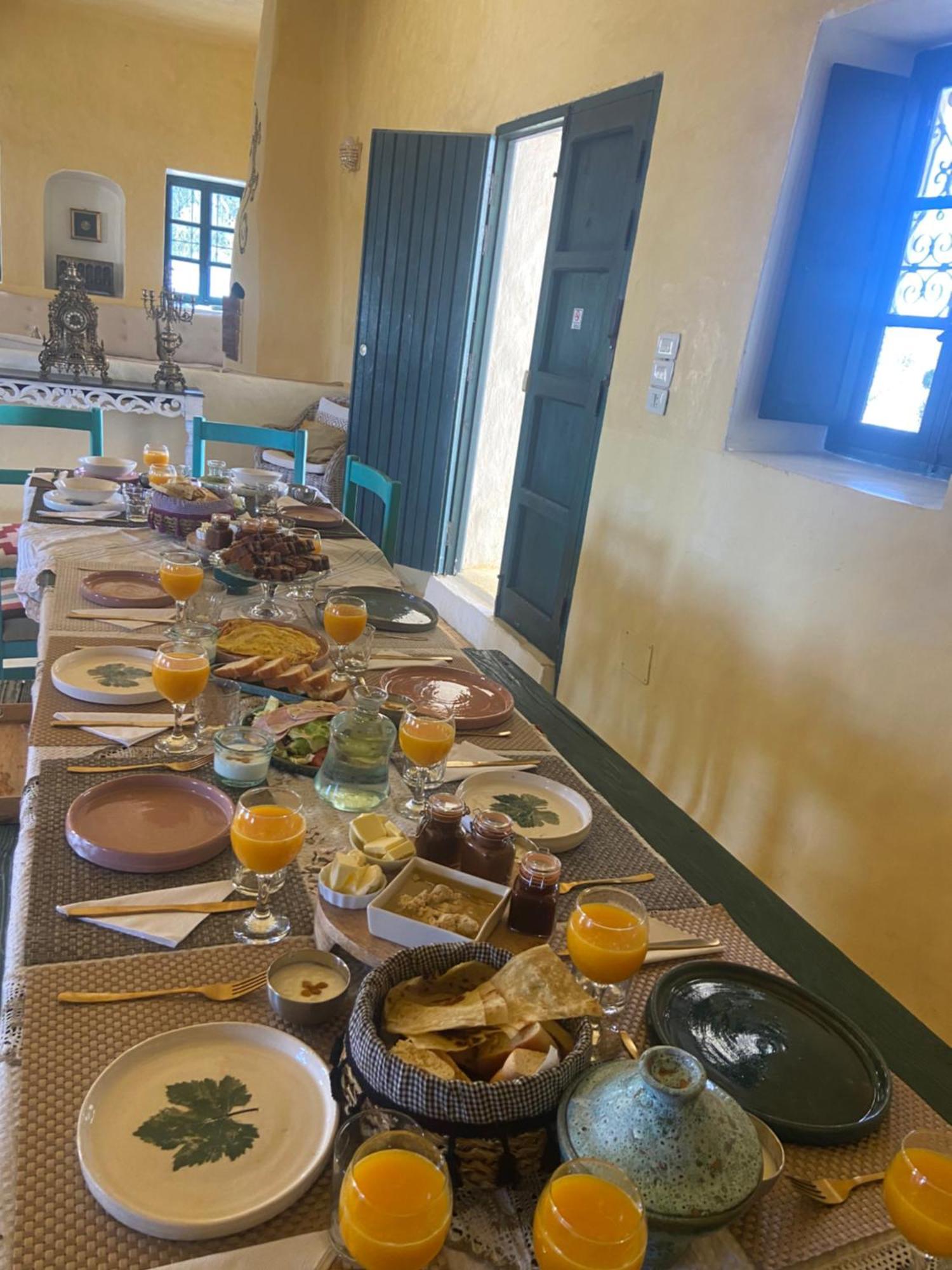 Dar Oueghlani - Maison D'Hotes El Mây Extérieur photo
